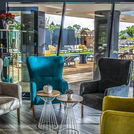 Open 4* センテシュ